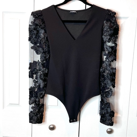 Express Tops - Express Women’s Puff Sleeve Floral Embroidered Mesh Sleeve Black Bodysuit Small